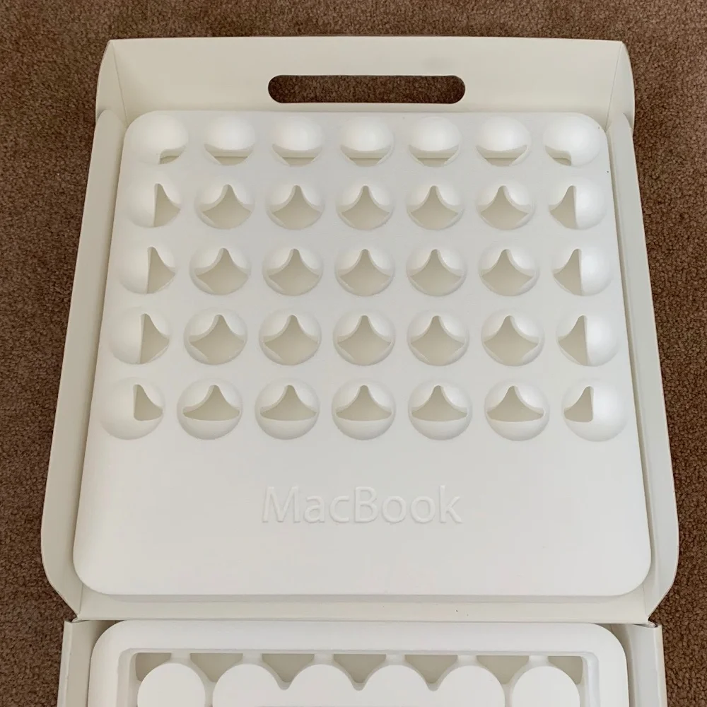 Apple MacBook Box (Empty) for Display/Nostalgia